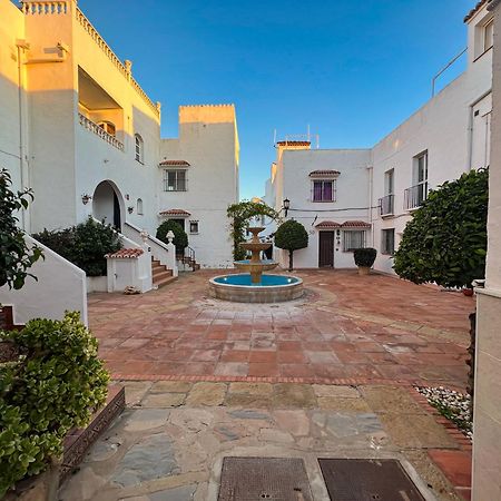 Townhouse In Monte Vinas - Manilva Villa Екстериор снимка